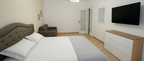 1 Schlafzimmer, Bügeleisen/Bügelbrett, kostenloses WLAN, Bettwäsche