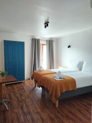 Double or Twin Room, Balcony, Valley View | Desk, laptop workspace, free WiFi - Casa Fidal (Aljezur)