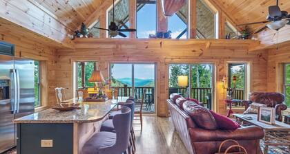 This cabin is a 3 bedroom(s), 2.5 bathrooms, located in Mars Hill, NC.
