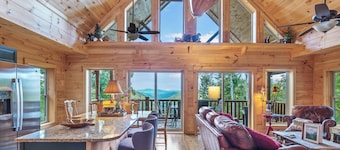 This cabin is a 3 bedroom(s), 2.5 bathrooms, located in Mars Hill, NC.