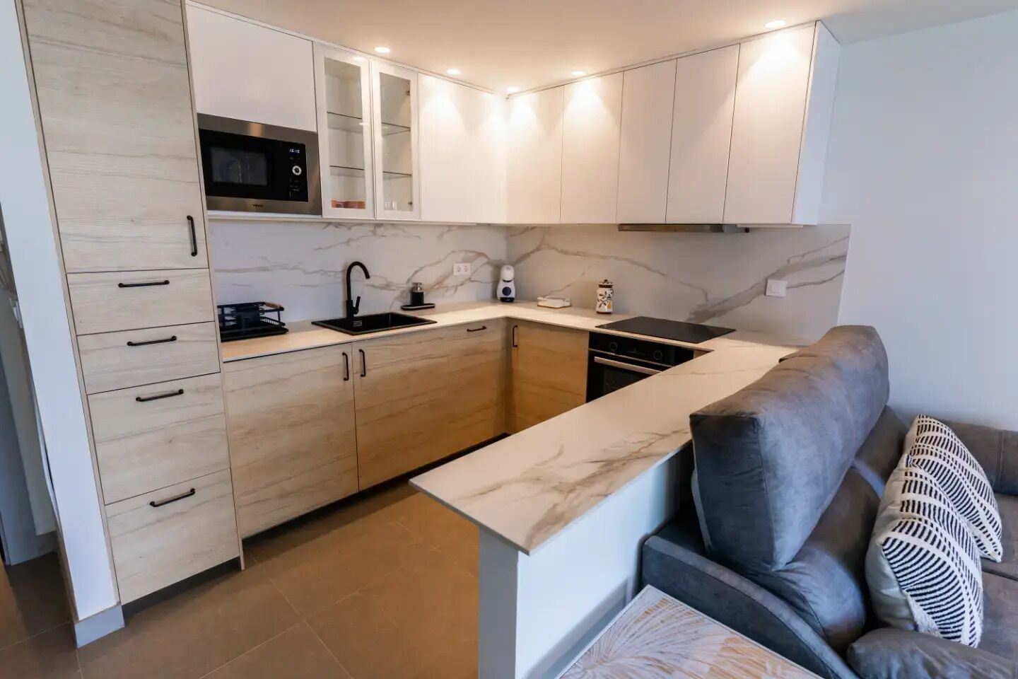 Frigorífico y microondas