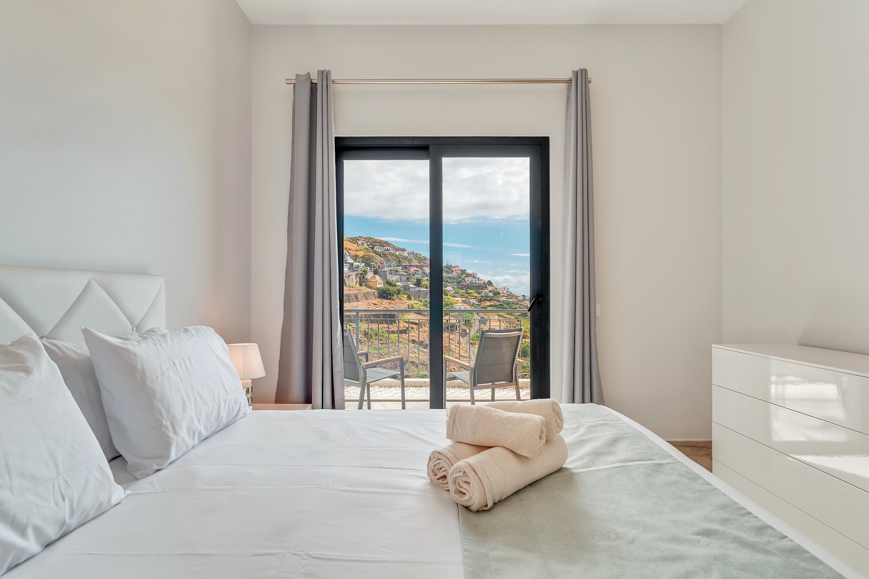 Appartement Confort, vue partielle sur l'océan | Fer et planche à repasser, Wi-Fi gratuit