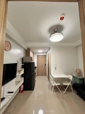 Free WiFi - Shore 2 Unit 1772 Tower 3 (Pasay)