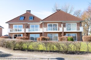 Exterior - Apartment 'Strandperle' with Sea View, Private Terrace and Wi-Fi (Glücksburg (Ostsee))