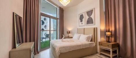 1 bedroom, in-room safe, iron/ironing board, free WiFi