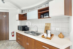 Villa, 3 Bedrooms, Pool View | Private kitchen | Full-size fridge, microwave, stovetop, toaster - Ombak Villa by Kozystay - Canggu (Canggu)