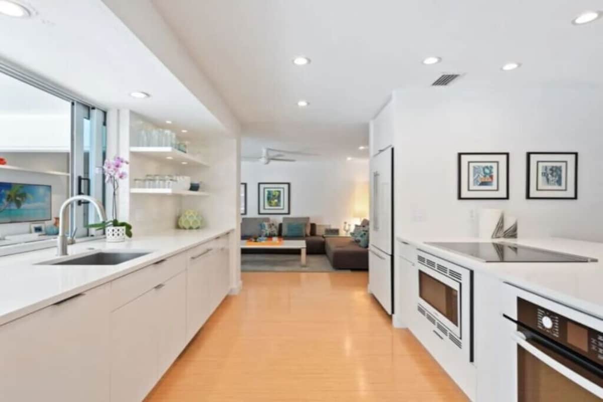 Photo 13 of Modern, Luxurious Villa in Park Shore w/Private Beach Access & Heated Pool