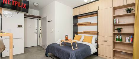 1 camera, ferro/asse da stiro, Wi-Fi, lenzuola