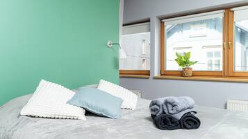 2 slaapkamers, een strijkplank/strijkijzer, wifi, beddengoed