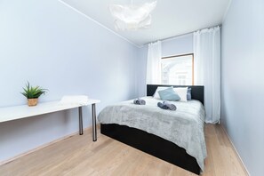 2 sovrum, strykjärn/strykbräda, wi-fi och sängkläder