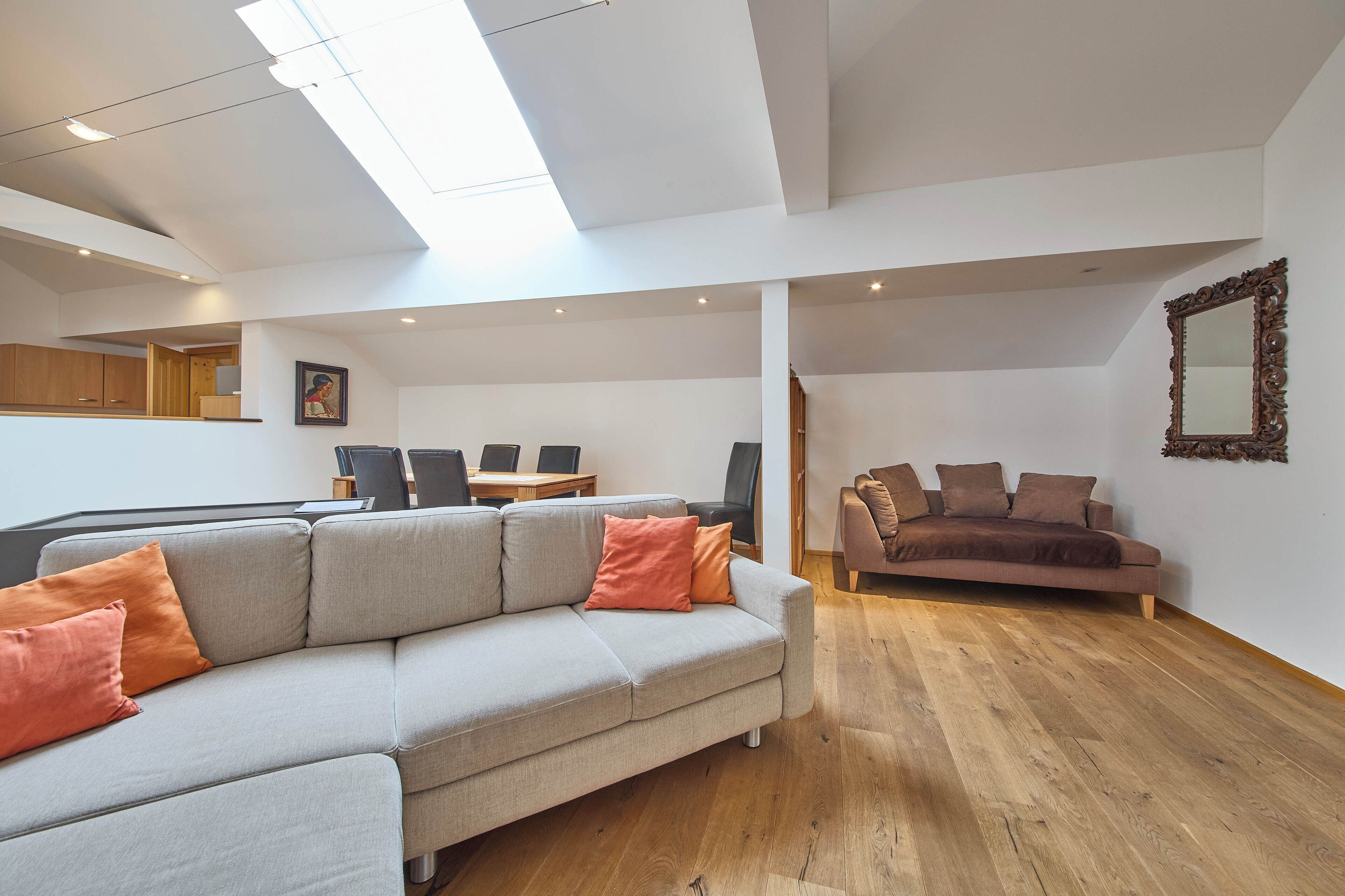 Comfort Condo, 2 Bedrooms, Pets Allowed, Mountain View | Living area | 50-inch flat-screen TV with cable channels