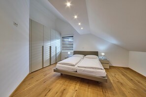 أسرّة أطفال/رضّع وواي فاي مجانًا وملاءات أسرّة