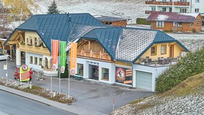 واجهة المنشأة