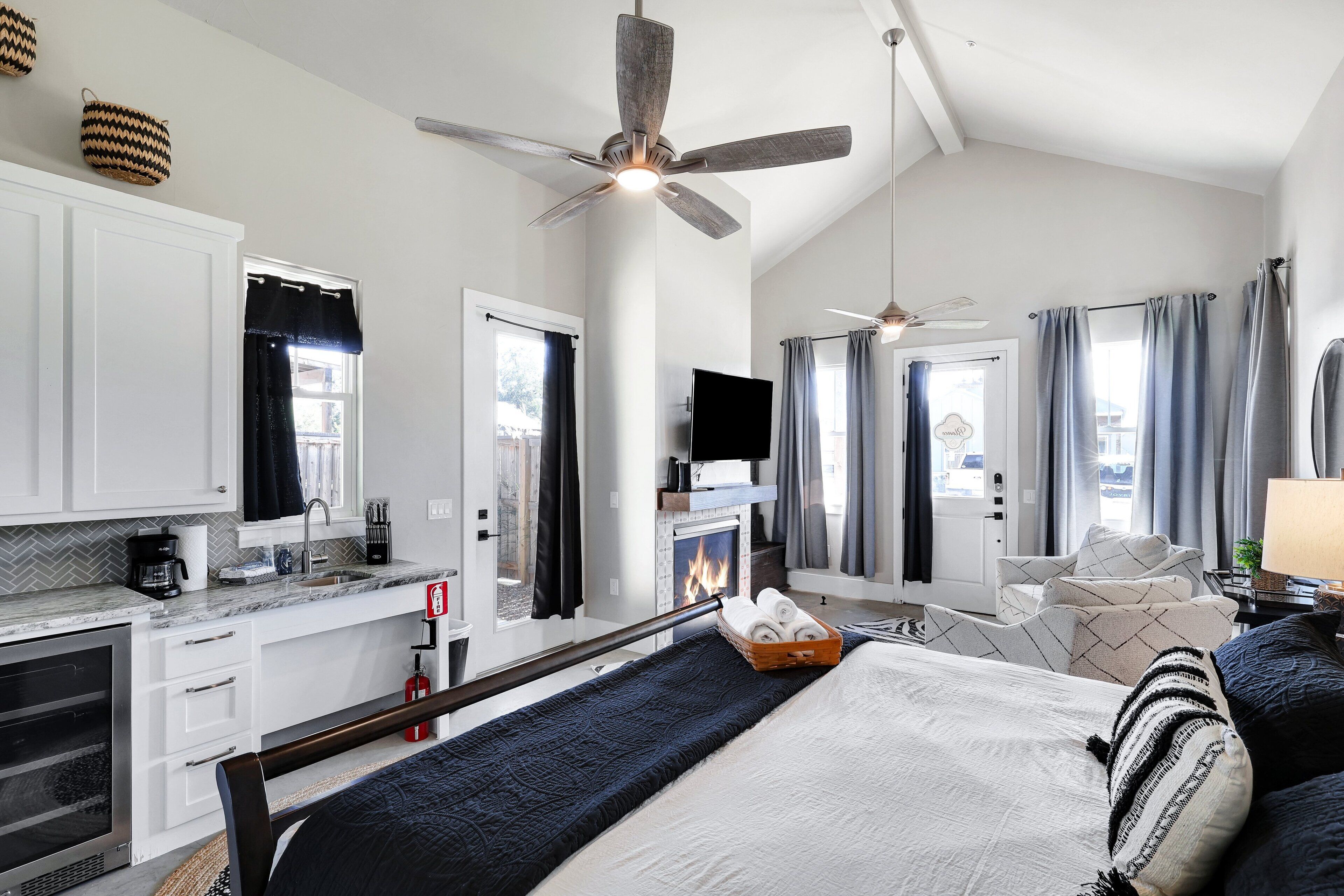 1 bedroom, WiFi, bed sheets, wheelchair access