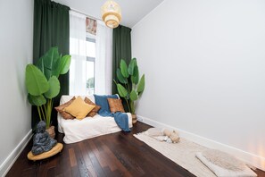 Interior - 2BR Apartment w/ Yoga Room, PS5 & 75” Smart TV (Tallinn)