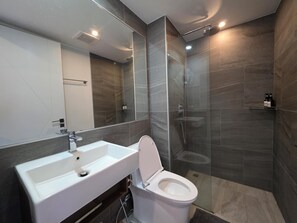Departamento, balcón | Baño