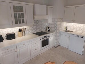 Comfort-Apartment, 1 Schlafzimmer, Haustiere gestattet, Gartenblick | Eigene Küche | Wasserkocher mit Kaffee-/Teezubehör, Wasserkocher