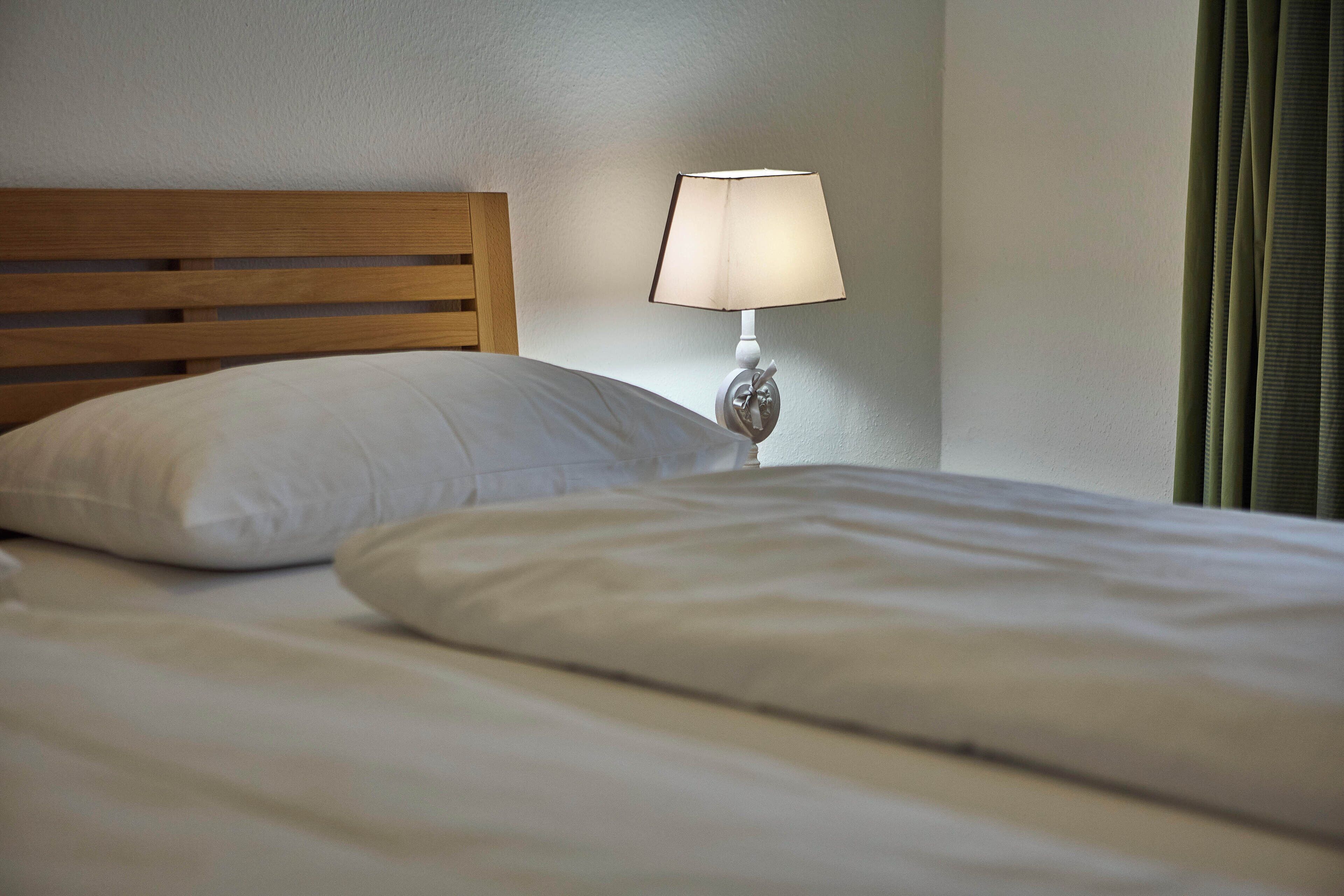 Comfort-Apartment, 1 Schlafzimmer, Haustiere gestattet, Gartenblick | Babybetten, kostenloses WLAN, Bettwäsche