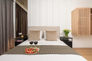 Espace de travail pour ordinateur portable, fer et planche à repasser