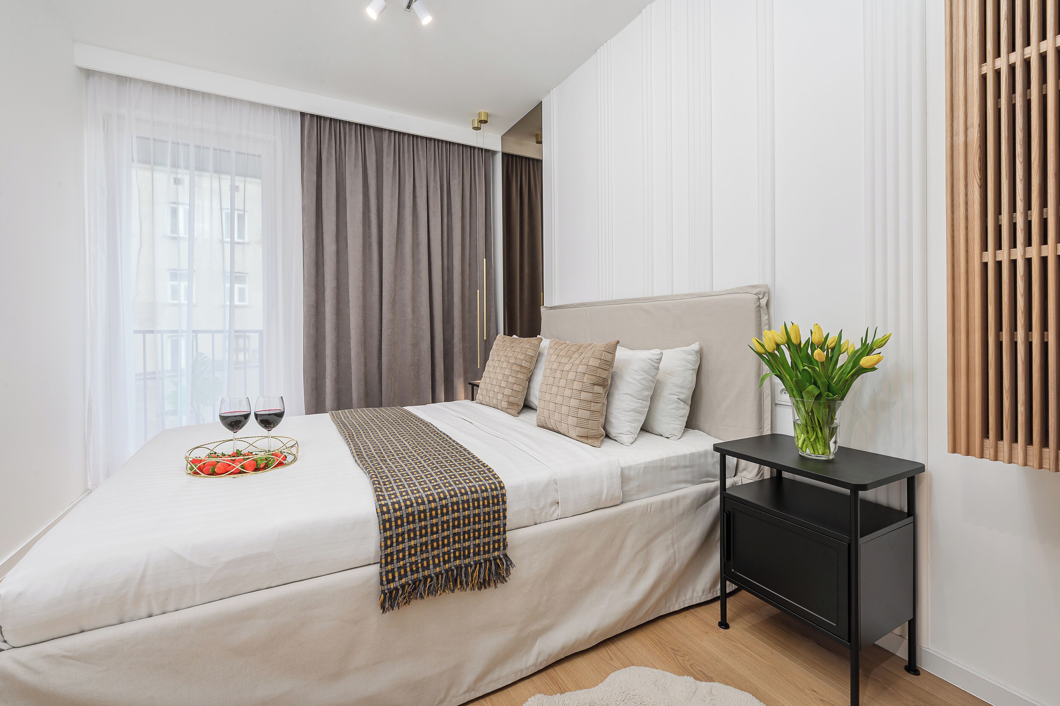 Classic Apartment, 3 Bedrooms, Balcony | Laptop workspace, iron/ironing board, free cots/infant beds, free WiFi