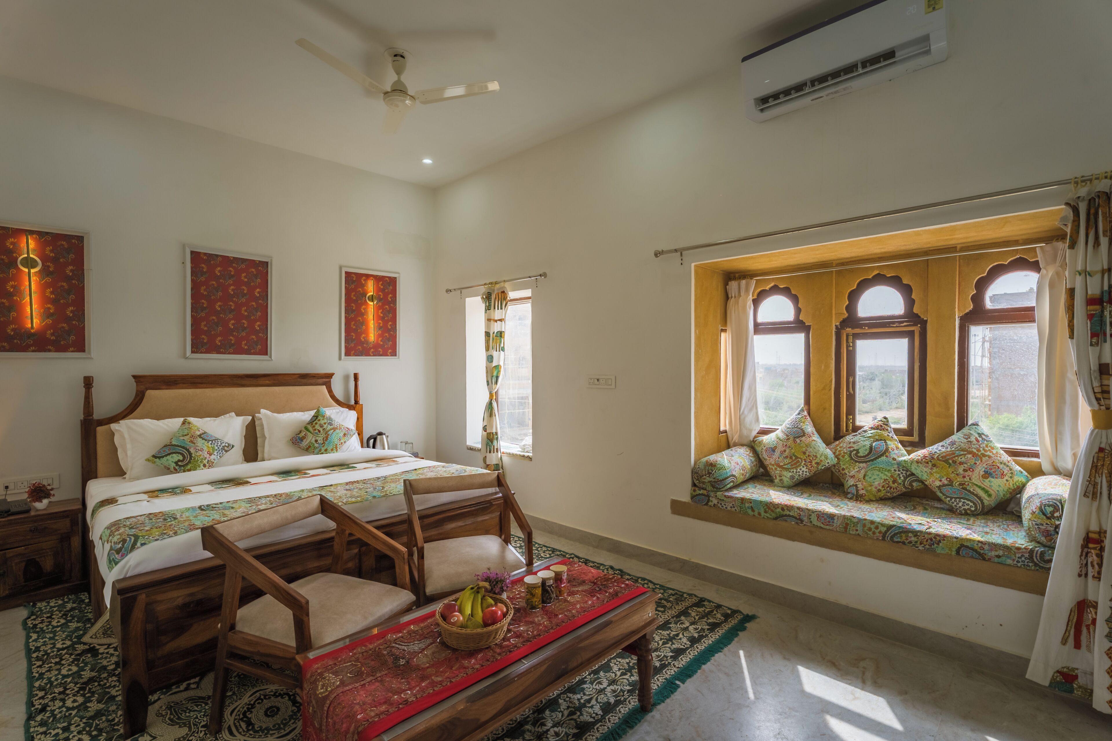 Deluxe Double Room, Balcony, City View | Desk, laptop workspace, WiFi (free)