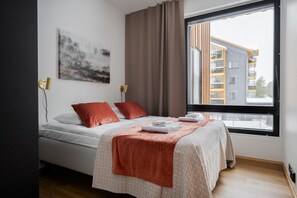 3 bedrooms, iron/ironing board, WiFi, bed sheets - Le Chalet Lingonberry D14 by Aavalevi (Levi)