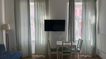 Basic Apartment | Exterior
