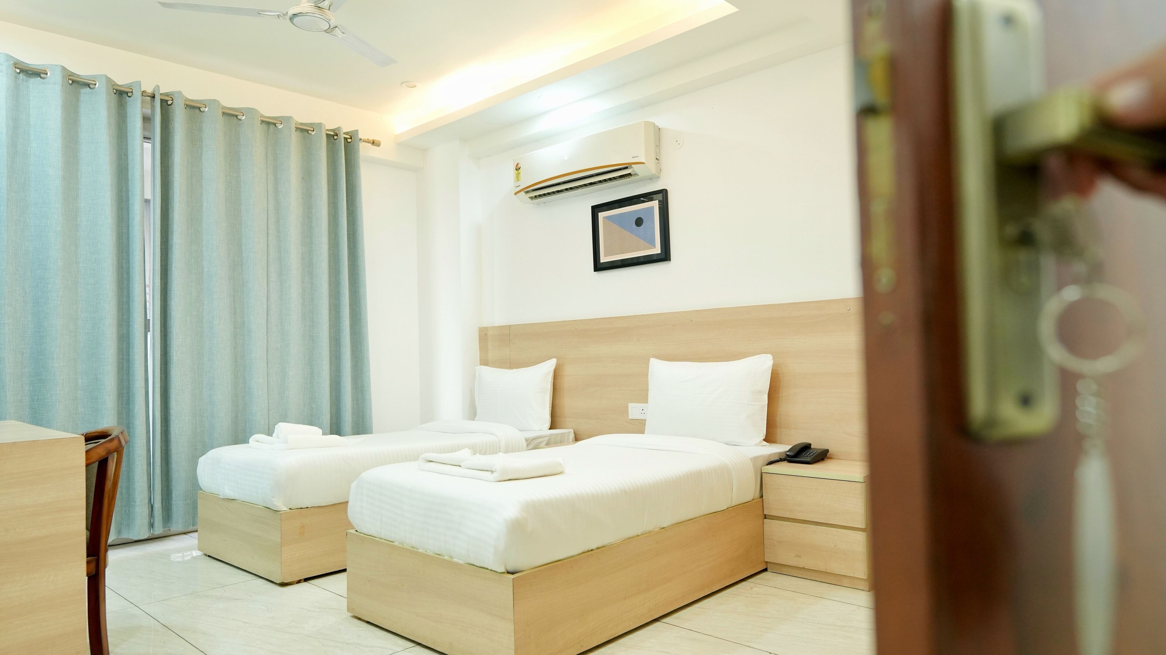 Estúdio | Ferros/tábuas de passar roupa, Wi-Fi de cortesia