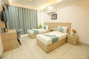 アイロン / アイロン台、WiFi (無料)