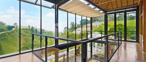 Villa, 4 Bedrooms, Mountain View | Balcony