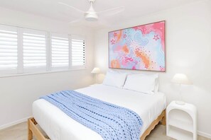3 bedrooms, WiFi, bed sheets