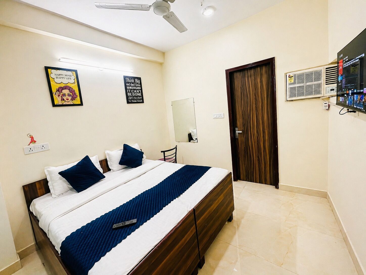Deluxe Double Room | Desk, free WiFi, bed sheets