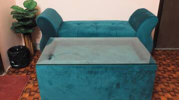 TV connectée de 31 pouces avec chaßnes par cùble