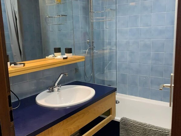 Bathroom - Charming apartment with Wifi in Samoëns (Samoëns)
