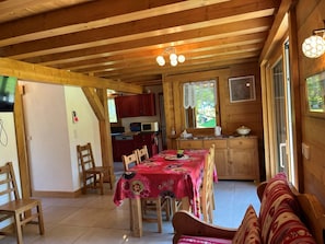 Dining - Chalet for 8 with Wifi in Samoëns (Samoëns)