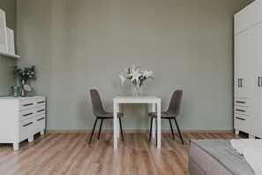 Apartament | Planxa i posts de planxar i wifi gratuïta