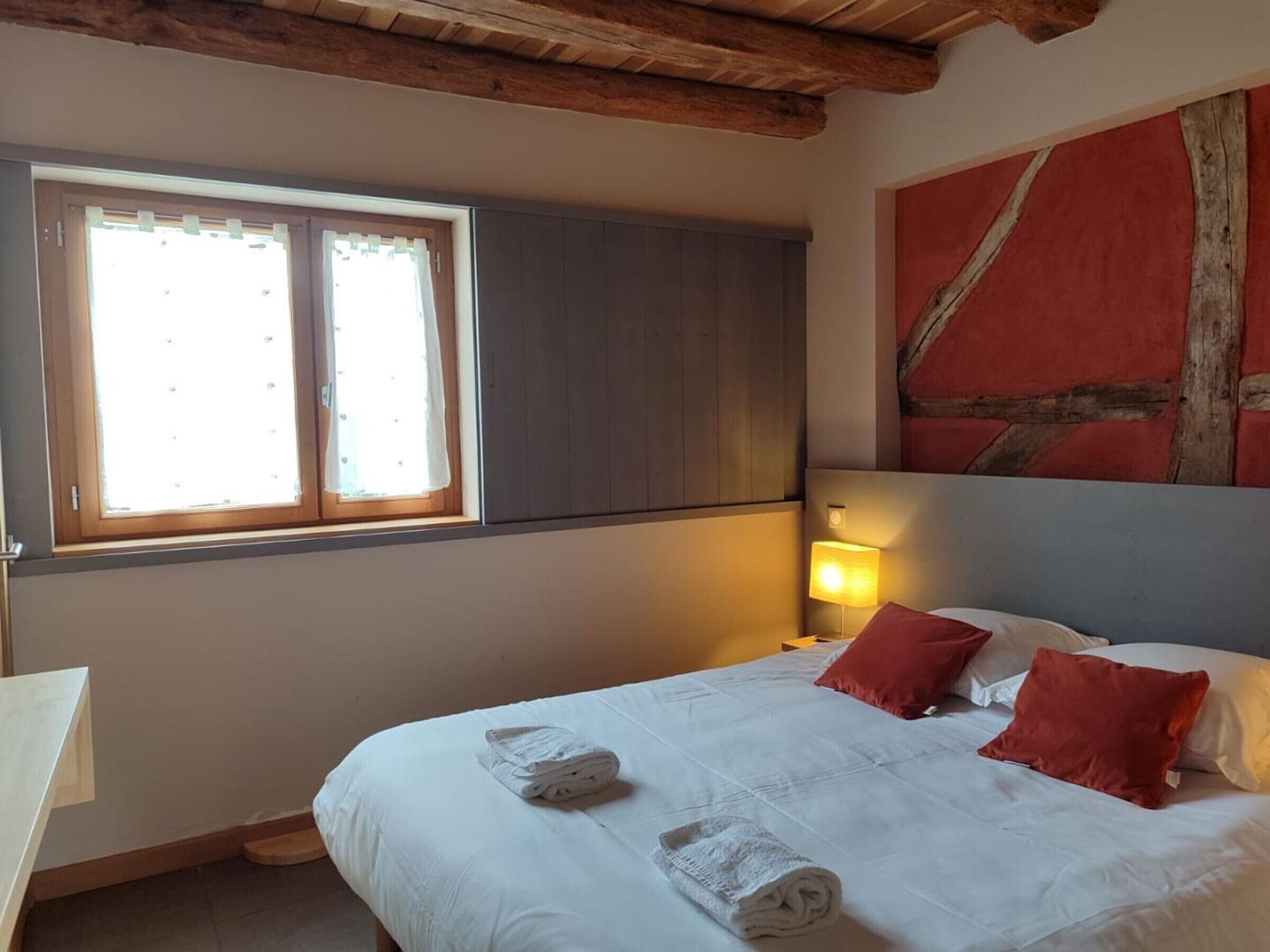 2 bedrooms, free WiFi