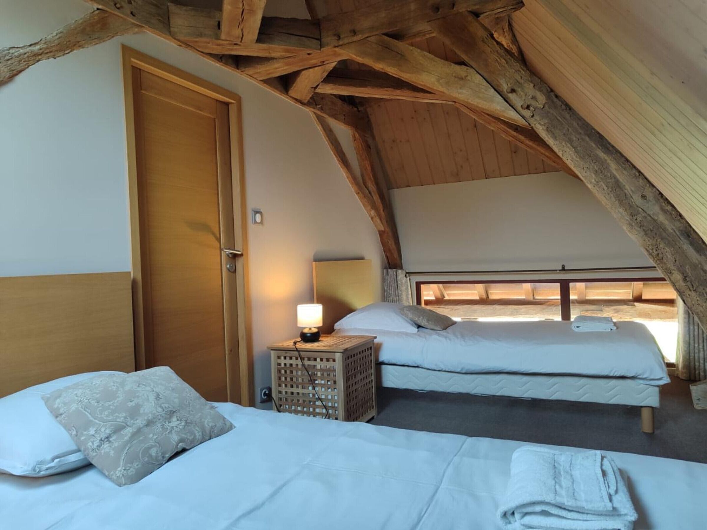 2 間睡房、免費 Wi-Fi