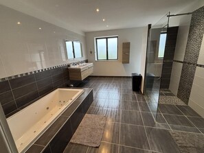 Hair dryer - Family cottage in Bressolles with private pool and pets allowed (Bressolles (Allier))