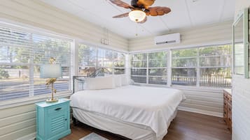 Stuga Signature - 3 sovrum - uteplats | Individuell inredning, unika möbler, gratis wi-fi och sängkläder