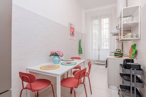 Dining - The house in the architects' pole! (Milano)