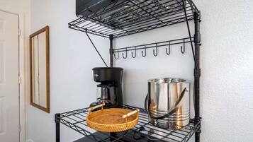 Kahvia ja/tai kahvinkeitin