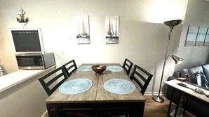Dining - Waterfront 1BR condo on Marco Island with pool, marina access, WiFi. (Marco Island)