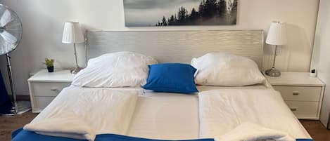 Iron/ironing board, free WiFi