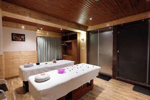 Salas de tratamiento para parejas y baño de vapor