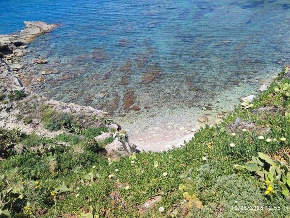 Beach - Tramonti d' alba bed and breakfast (Terrasini)