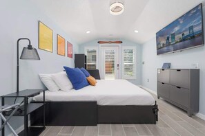 4 bedrooms, iron/ironing board, free WiFi, bed sheets