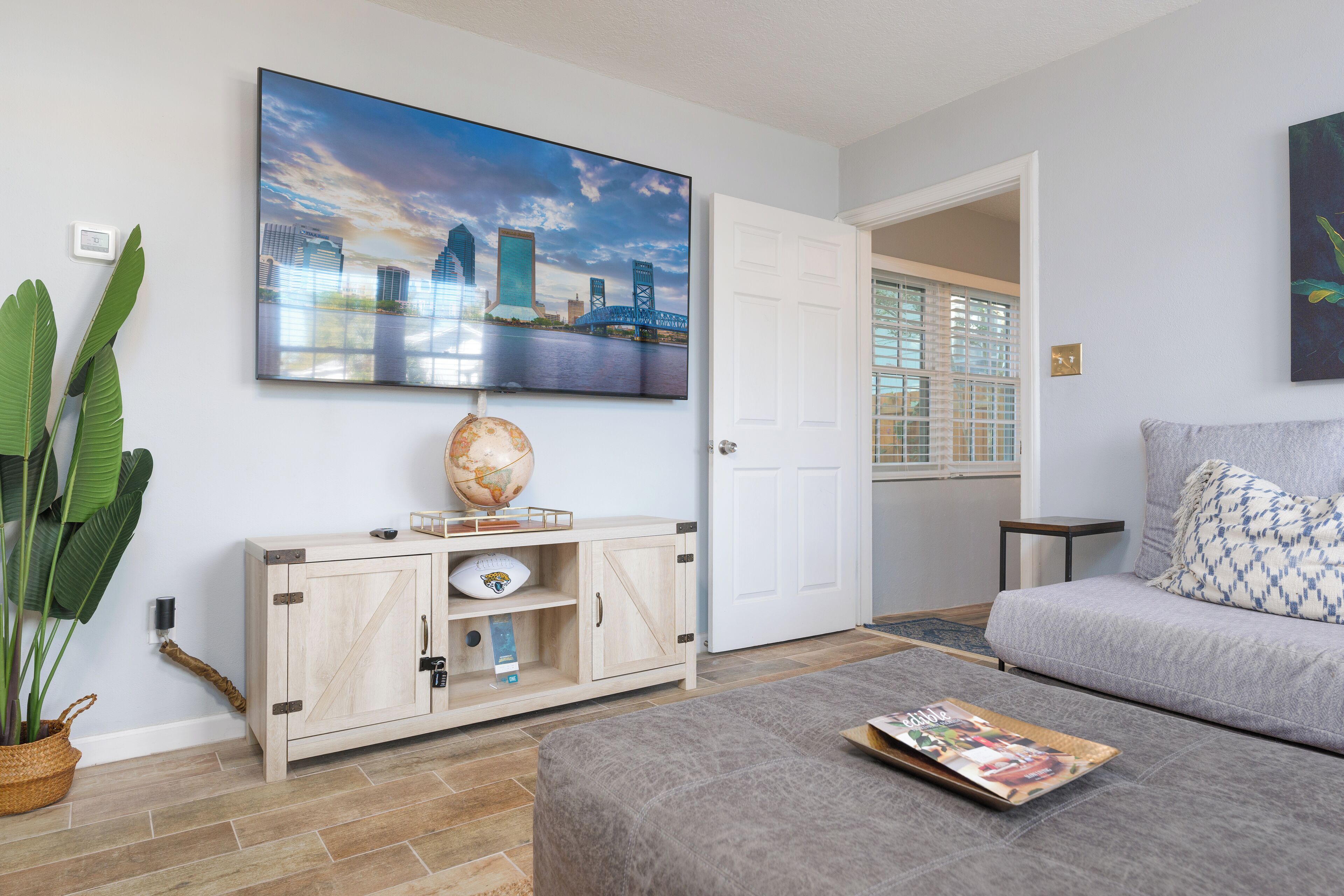 3 chambres, fer et planche à repasser, Wi-Fi gratuit, draps fournis