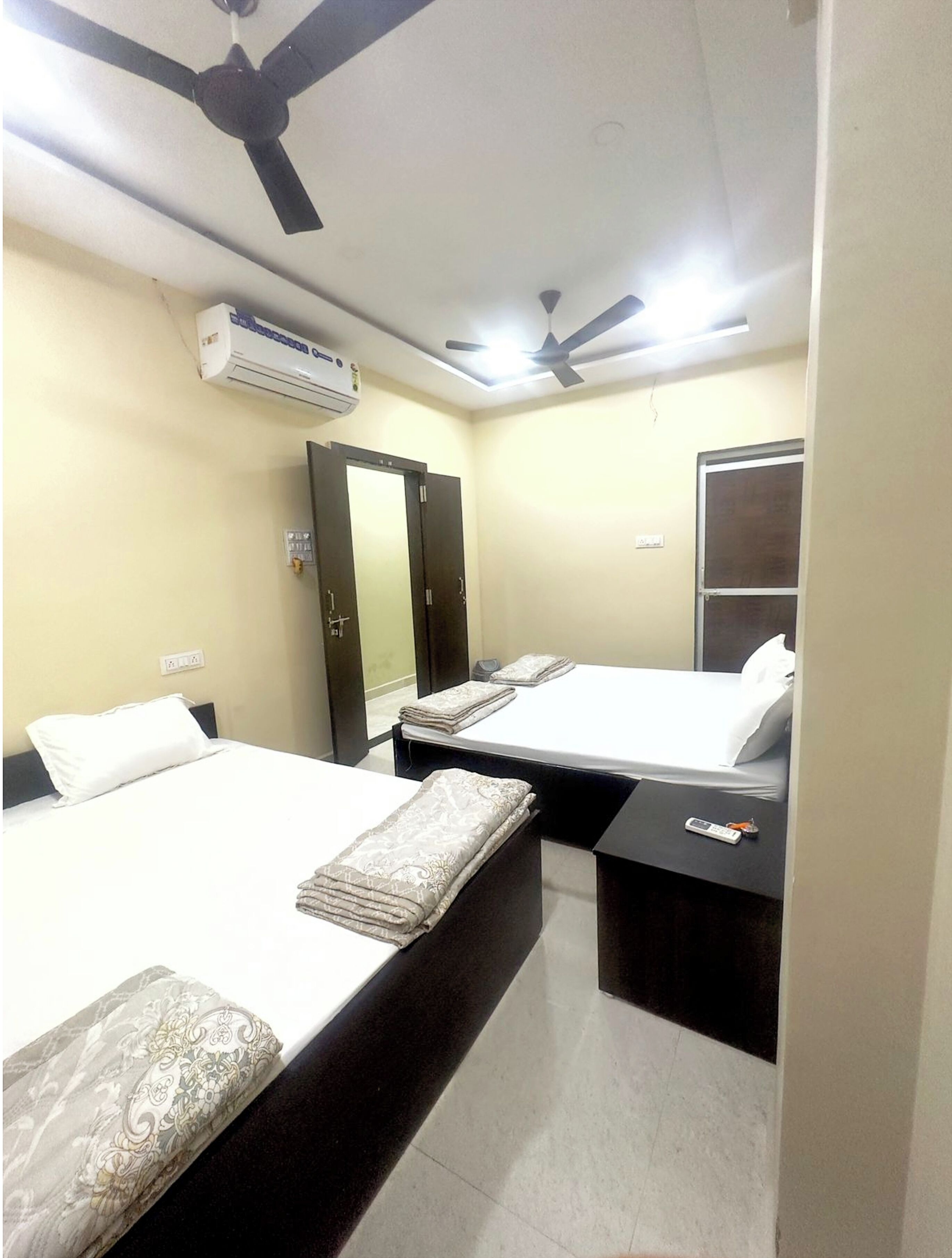 豪華四人房, 空調 | 低過敏寢具、書桌、隔音、免費無線上網