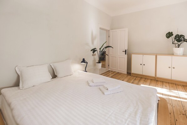 1 غرفة نوم ومكواة/لوح كي وواي فاي وملاءات أسرّة